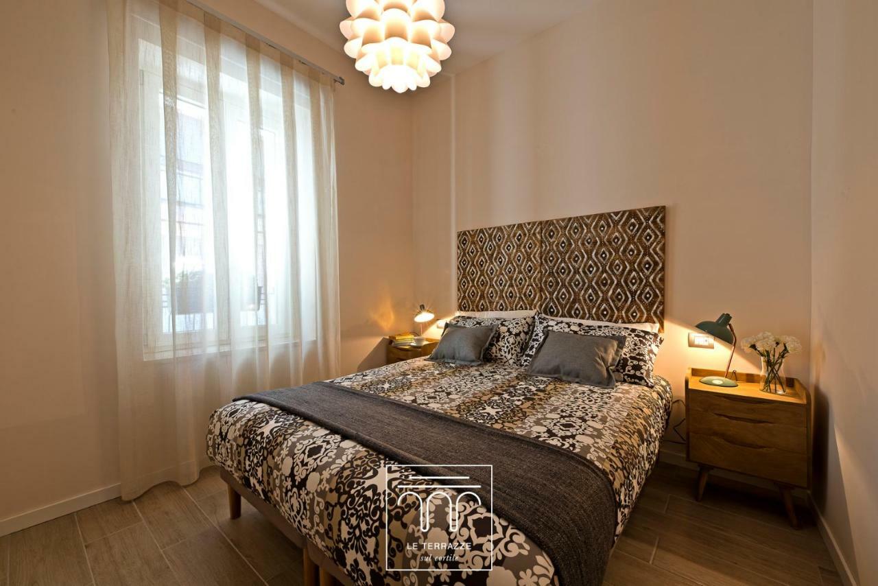 Apartamento Le Terrazze Sul Cortile Salerno Exterior foto