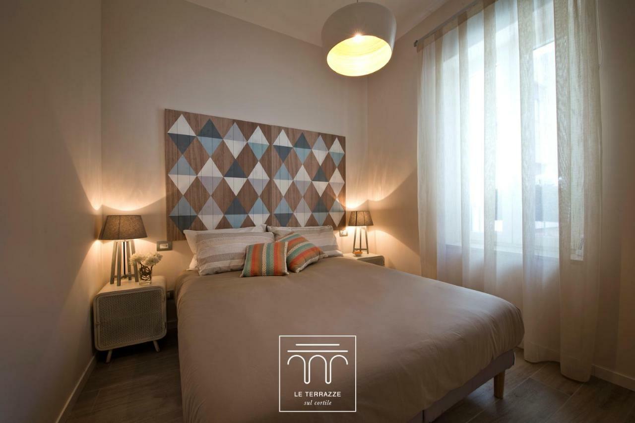 Apartamento Le Terrazze Sul Cortile Salerno Exterior foto